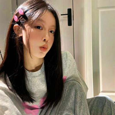 向月亮祈祷的小丑